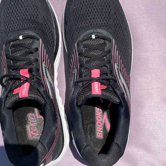 Brooks Addiction 14 Womens Size 11.5 *NARROW* Sneaker 1203062A050 MSRP $140 - Picture 9 of 11
